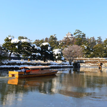 0573 松江城と堀川遊覧船